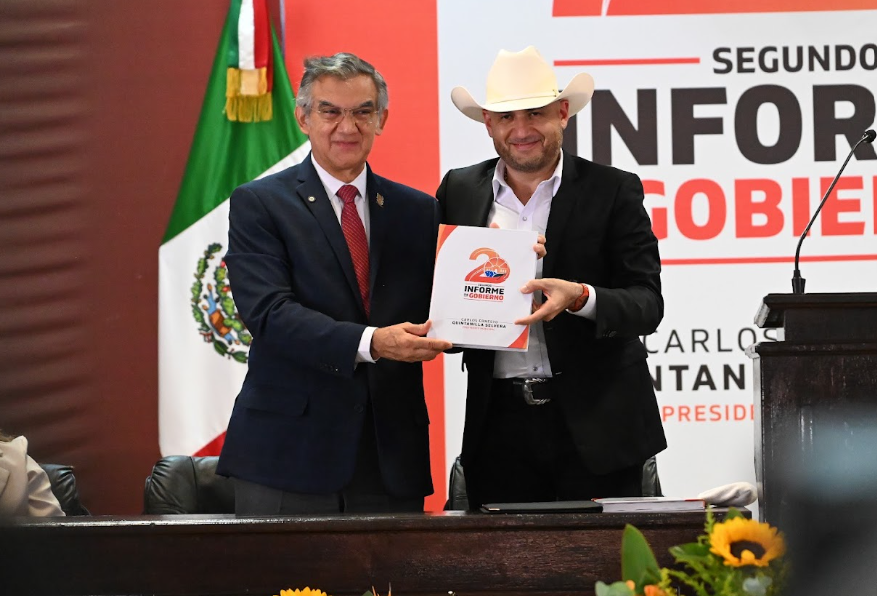Anuncia Américo rehabilitación de carretera ejidal en Padilla