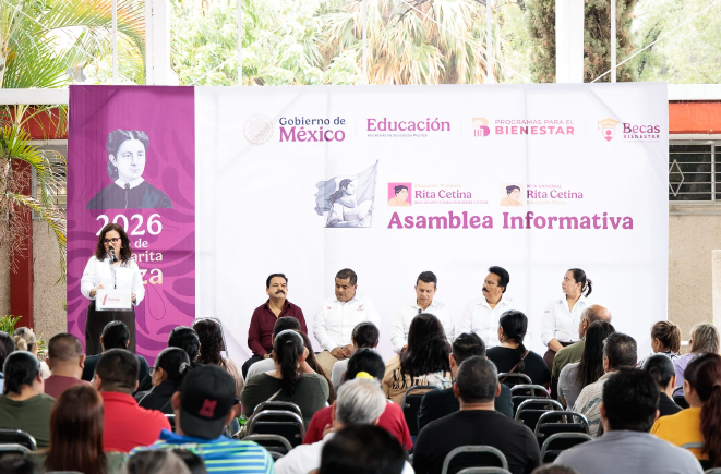 Preside el alcalde Lalo Gattás asamblea informativa de beca Rita Cetina.