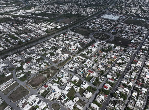 Beto Granados destaca rápido desfogue de agua tras lluvias y avances en infraestructura de drenaje