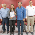 Reconoce SET derechos laborales con entrega de 44 nombramientos a trabajadores de la educación Reconoce SET derechos laborales con entrega de 44 nombramientos a trabajadores de la educación