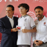 Reciben estudiantes del CBTIS 119 tarjeta jóven del IVJUVE. Reciben estudiantes del CBTIS 119 tarjeta jóven del IVJUVE.